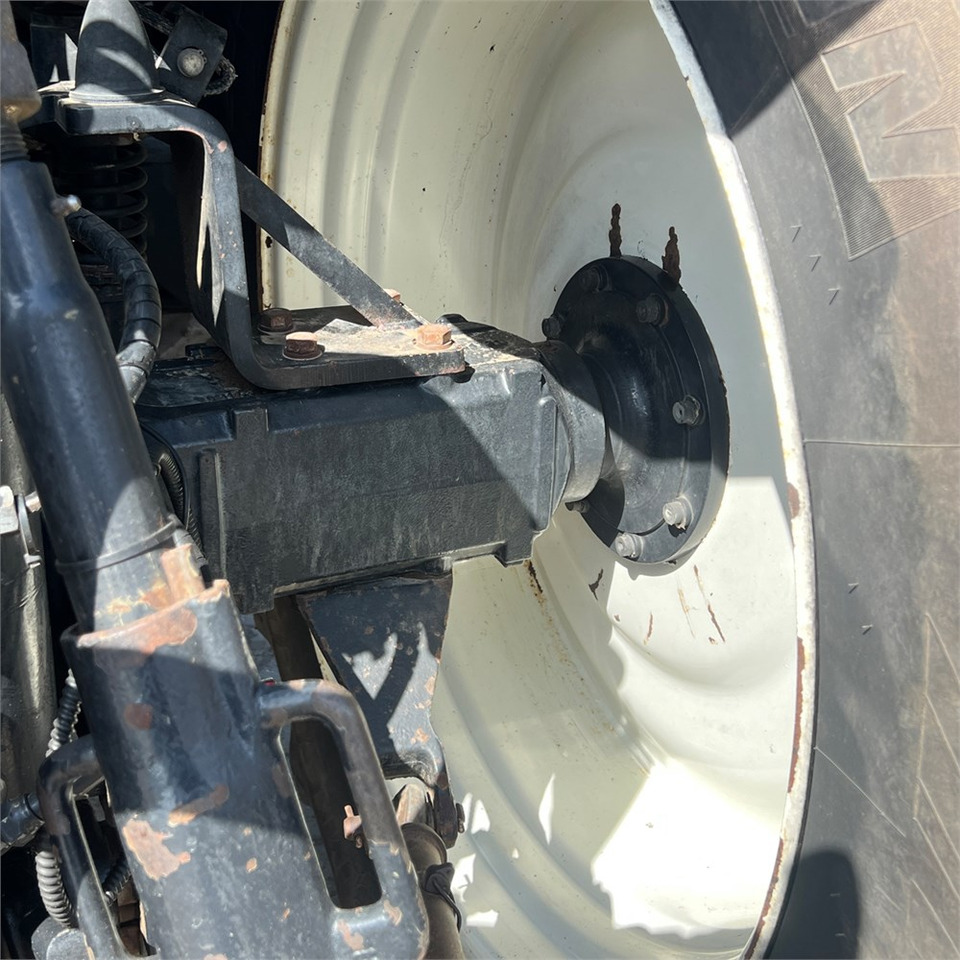 Trattore New Holland T6050: foto 46