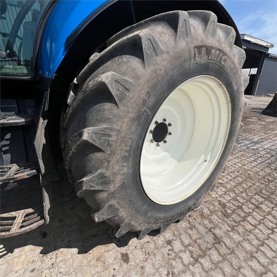 Trattore New Holland T6050: foto 48