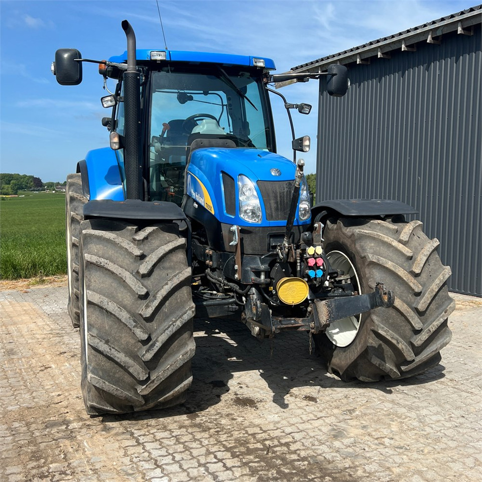Trattore New Holland T6050: foto 15