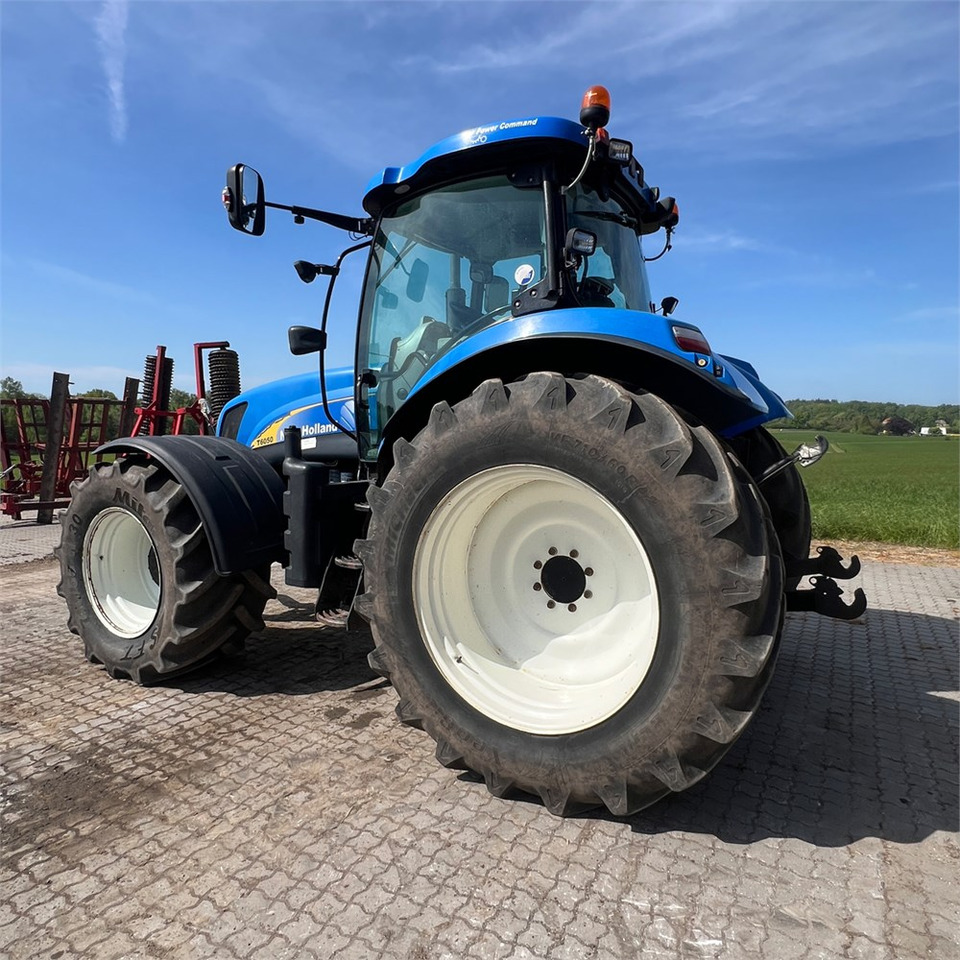 Trattore New Holland T6050: foto 9