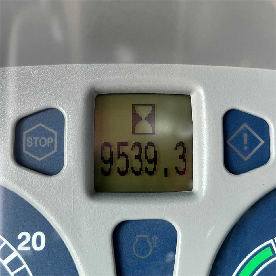 Trattore New Holland T6050: foto 26