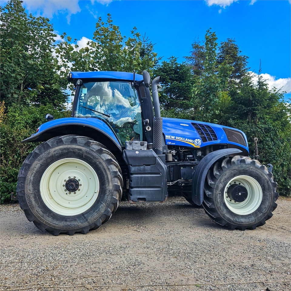 Trattore New Holland T8.390: foto 6