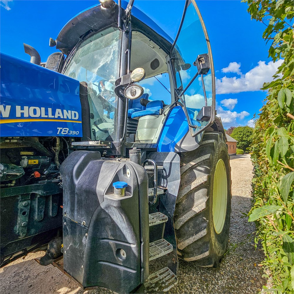 Trattore New Holland T8.390: foto 11