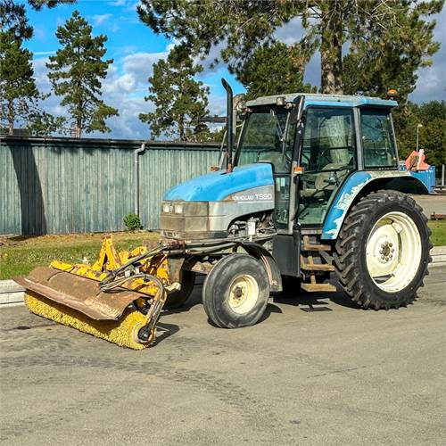 New Holland TS90 - Trattore: foto 4 New Holland TS90 - Trattore: foto 4
