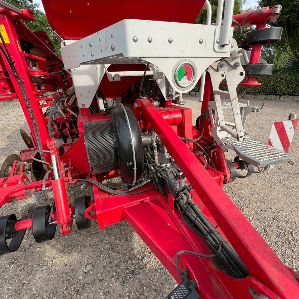 Macchina per la semina Pöttinger Terrasem C4 Fertilizer: foto 37