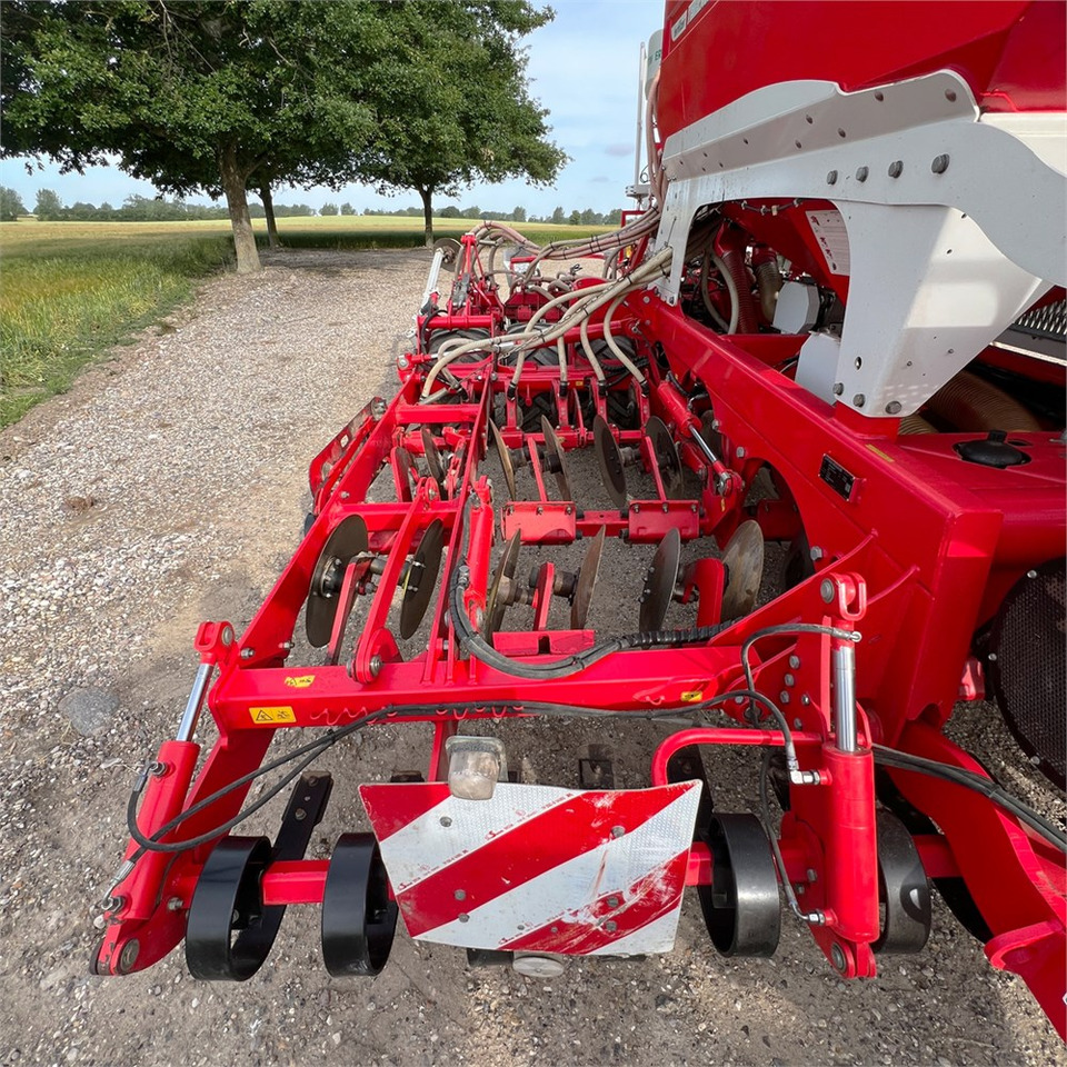 Macchina per la semina Pöttinger Terrasem C4 Fertilizer: foto 24