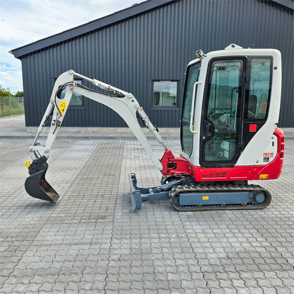 Takeuchi TB216 - Miniescavatore: foto 1 Takeuchi TB216 - Miniescavatore: foto 1