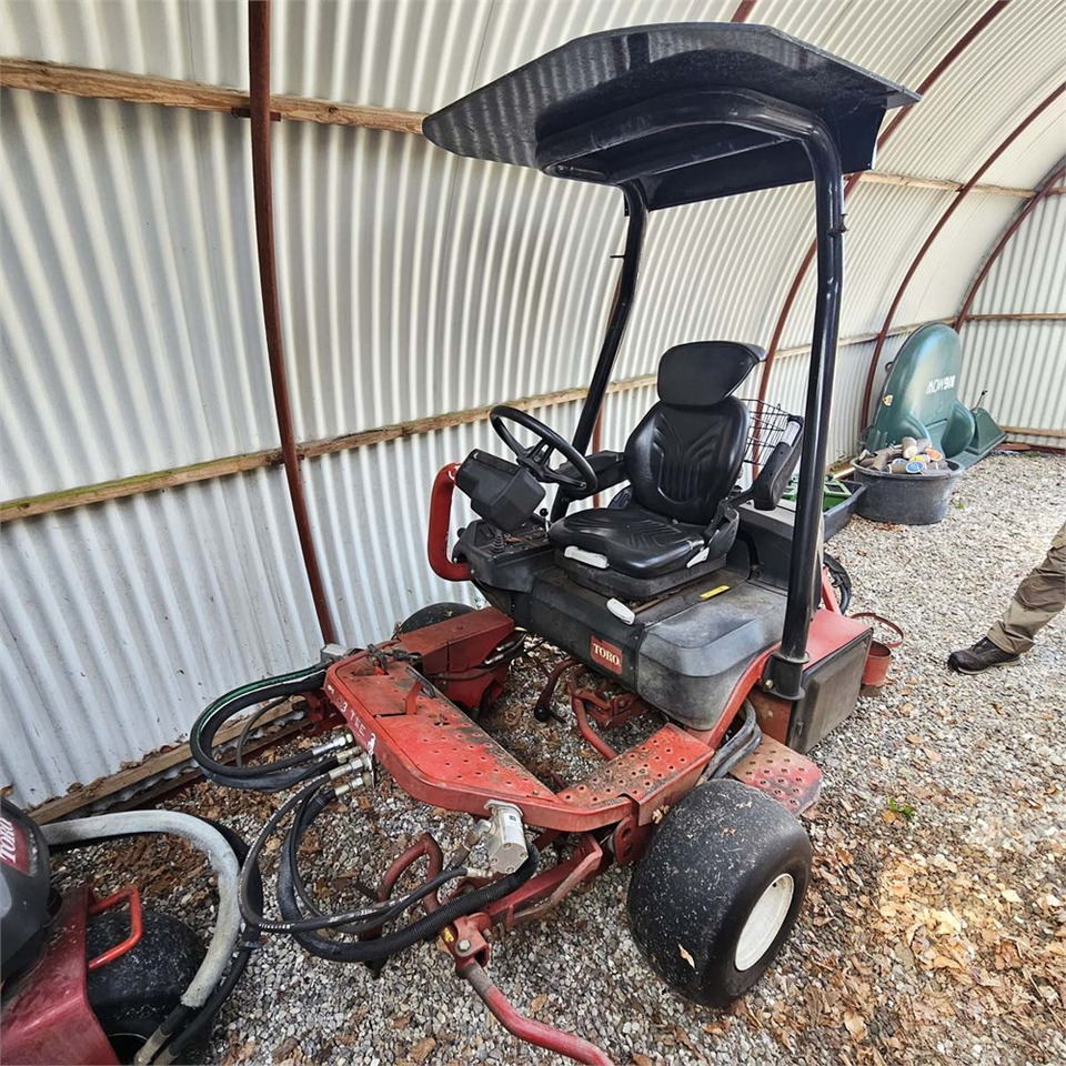Toro Greensmaster 3250-D - Tagliaerba: foto 2 Toro Greensmaster 3250-D - Tagliaerba: foto 2