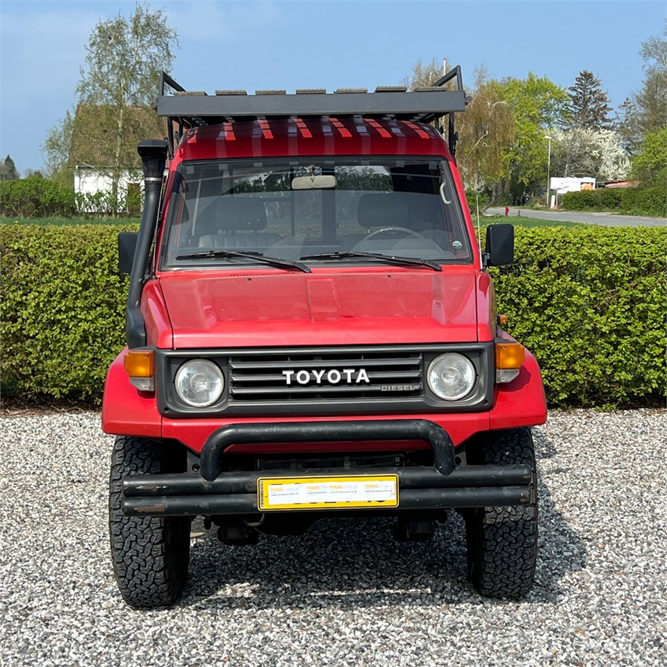 Toyota HZJ75 - Autovettura: foto 3 Toyota HZJ75 - Autovettura: foto 3