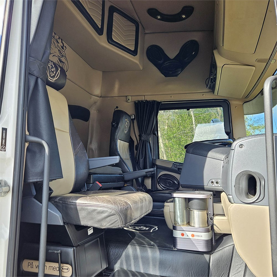Trattore stradale Scania R 560 LA6X2 4MNB: foto 15