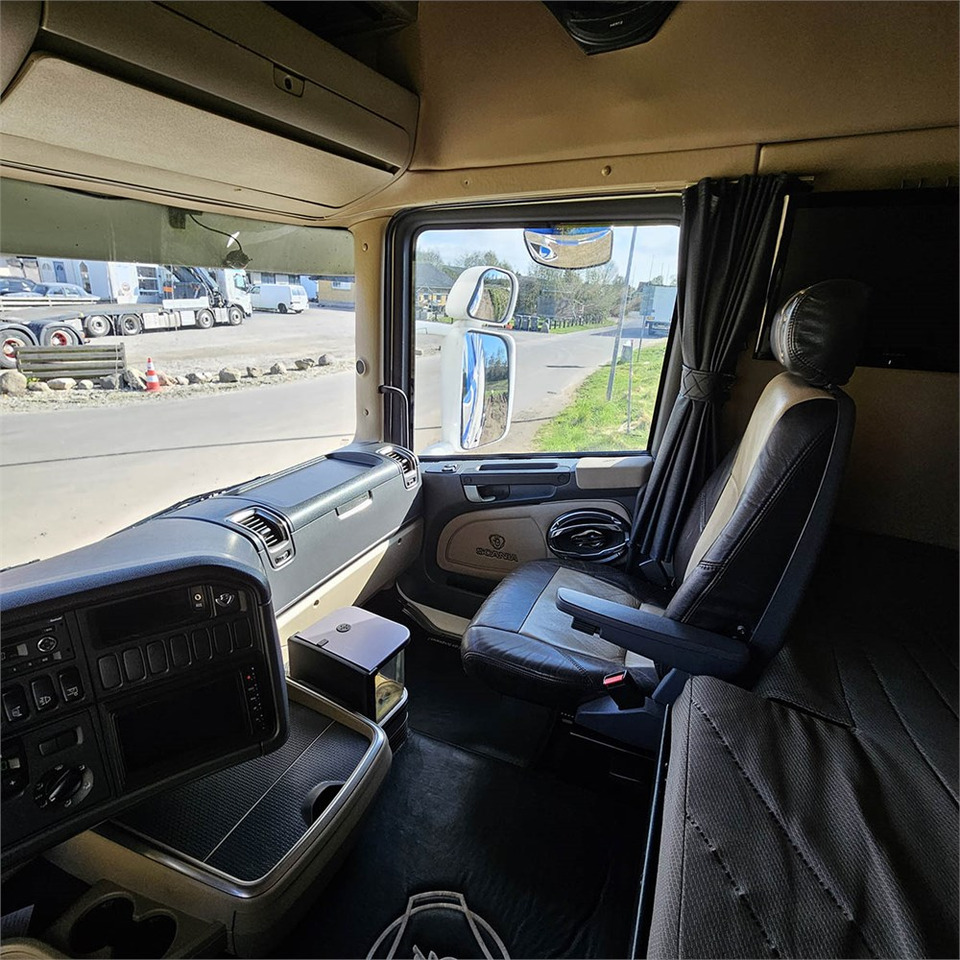 Trattore stradale Scania R 560 LA6X2 4MNB: foto 12