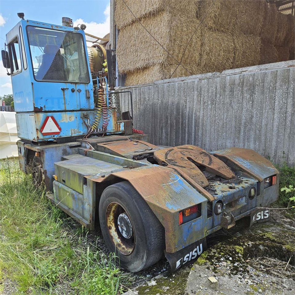 Sisu TRX 181 - Trattore stradale: foto 4 Sisu TRX 181 - Trattore stradale: foto 4