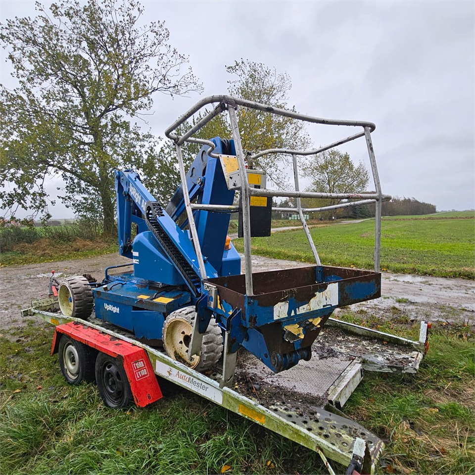 UpRight AB38 - Piattaforma articolata: foto 4 UpRight AB38 - Piattaforma articolata: foto 4