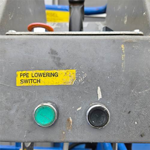 UpRight MX19 - Piattaforma a pantografo: foto 4 UpRight MX19 - Piattaforma a pantografo: foto 4