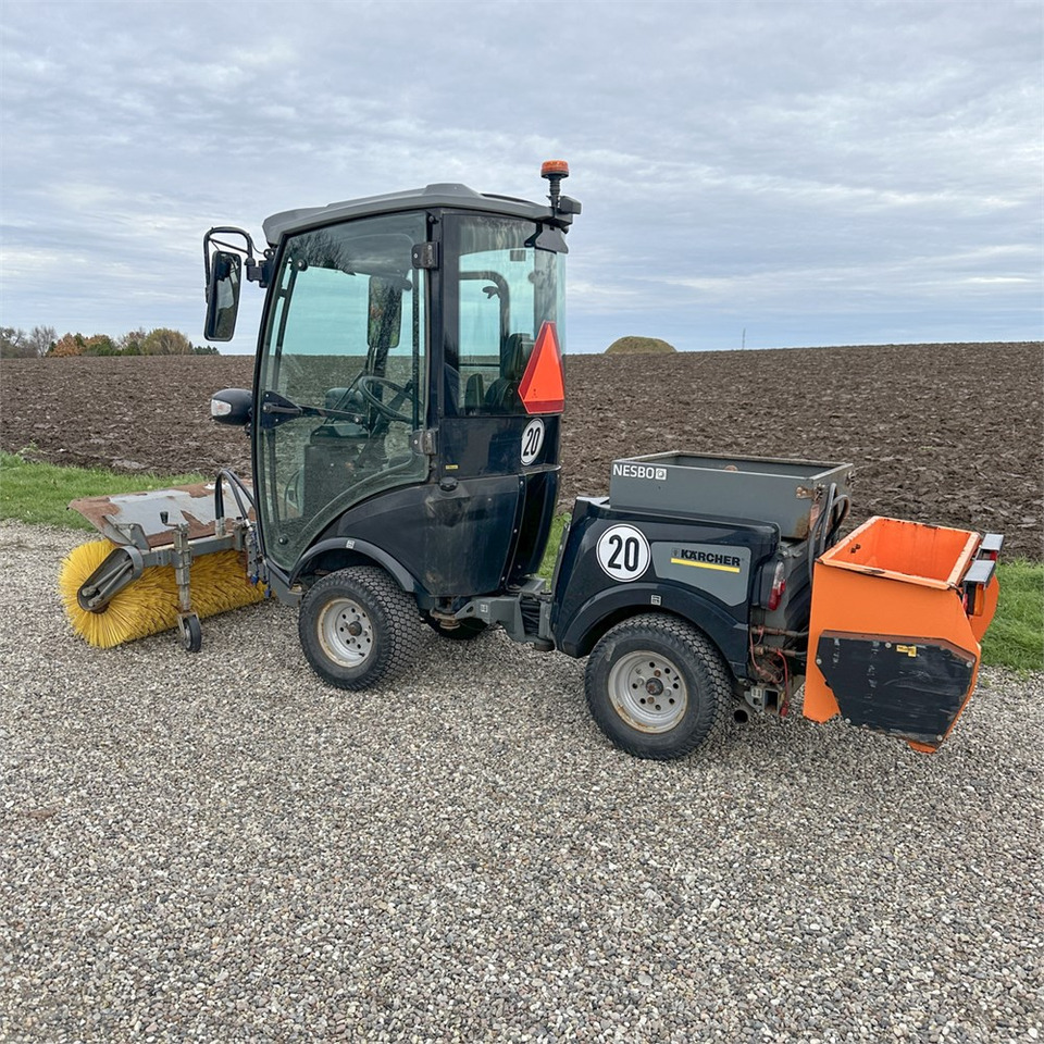 Kärcher MIC 34C Professioal - Veicolo speciale/ Comunale: foto 5 Kärcher MIC 34C Professioal - Veicolo speciale/ Comunale: foto 5