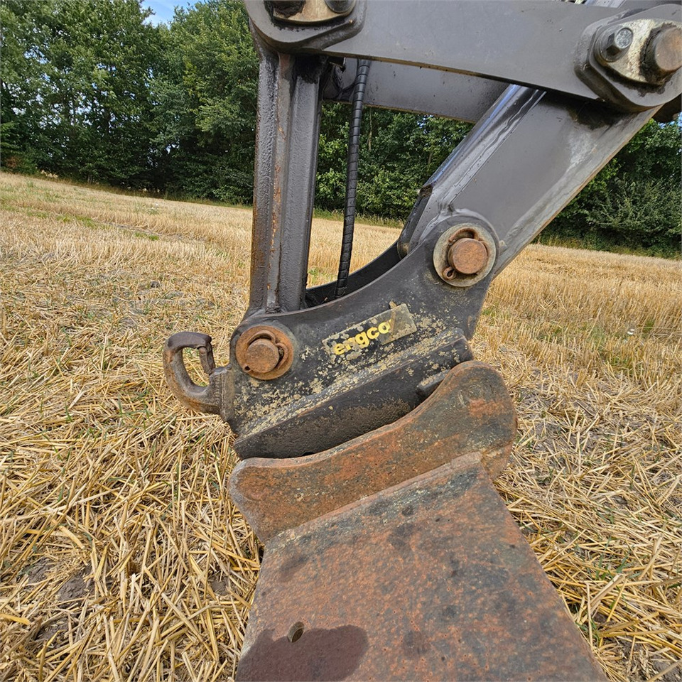 Terna Volvo BL71 Plus: foto 48 Terna Volvo BL71 Plus: foto 48