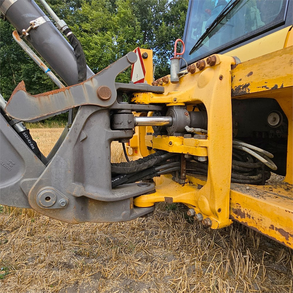 Terna Volvo BL71 Plus: foto 42 Terna Volvo BL71 Plus: foto 42