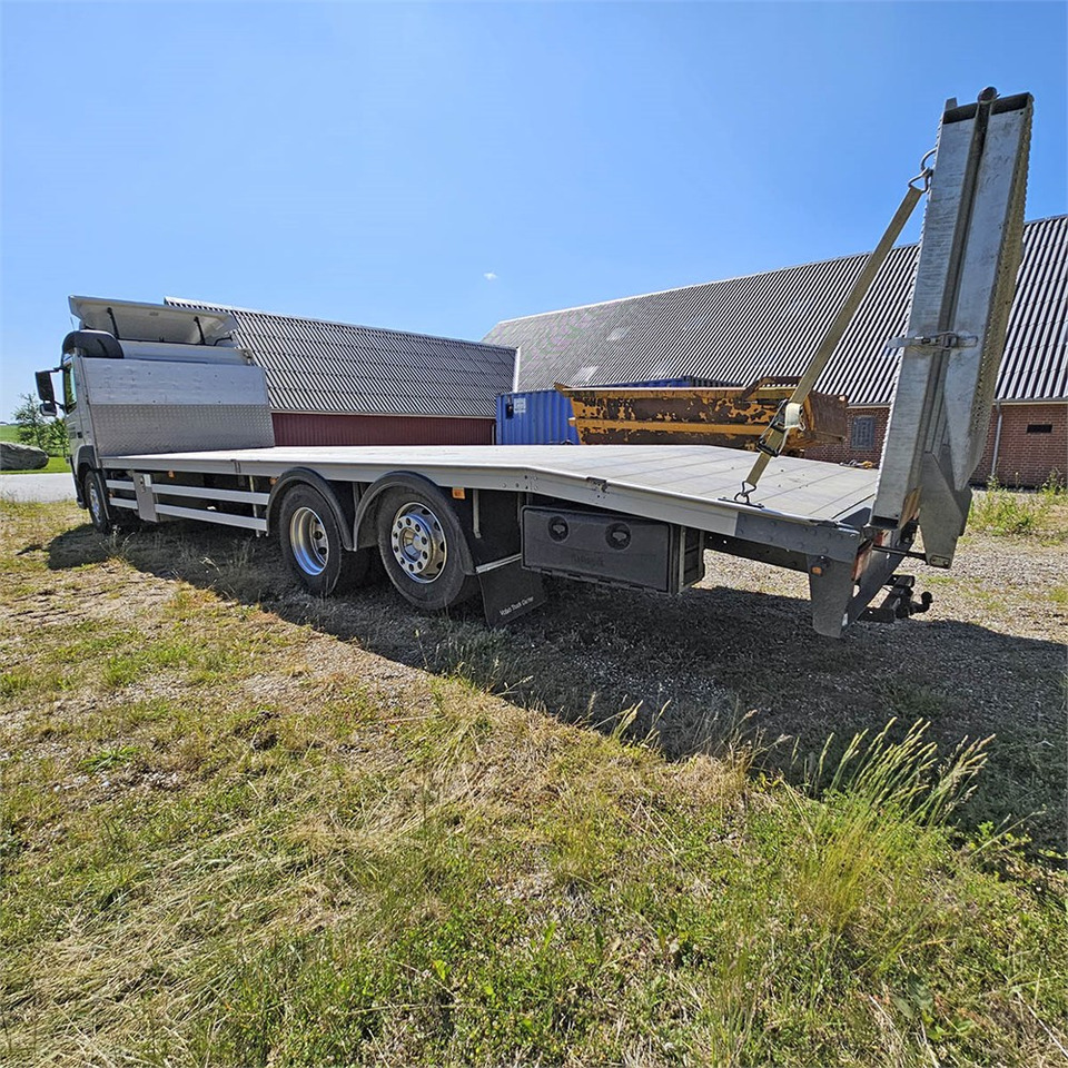 Volvo FM 330 - Autocarro trasporto automezzi: foto 4 Volvo FM 330 - Autocarro trasporto automezzi: foto 4