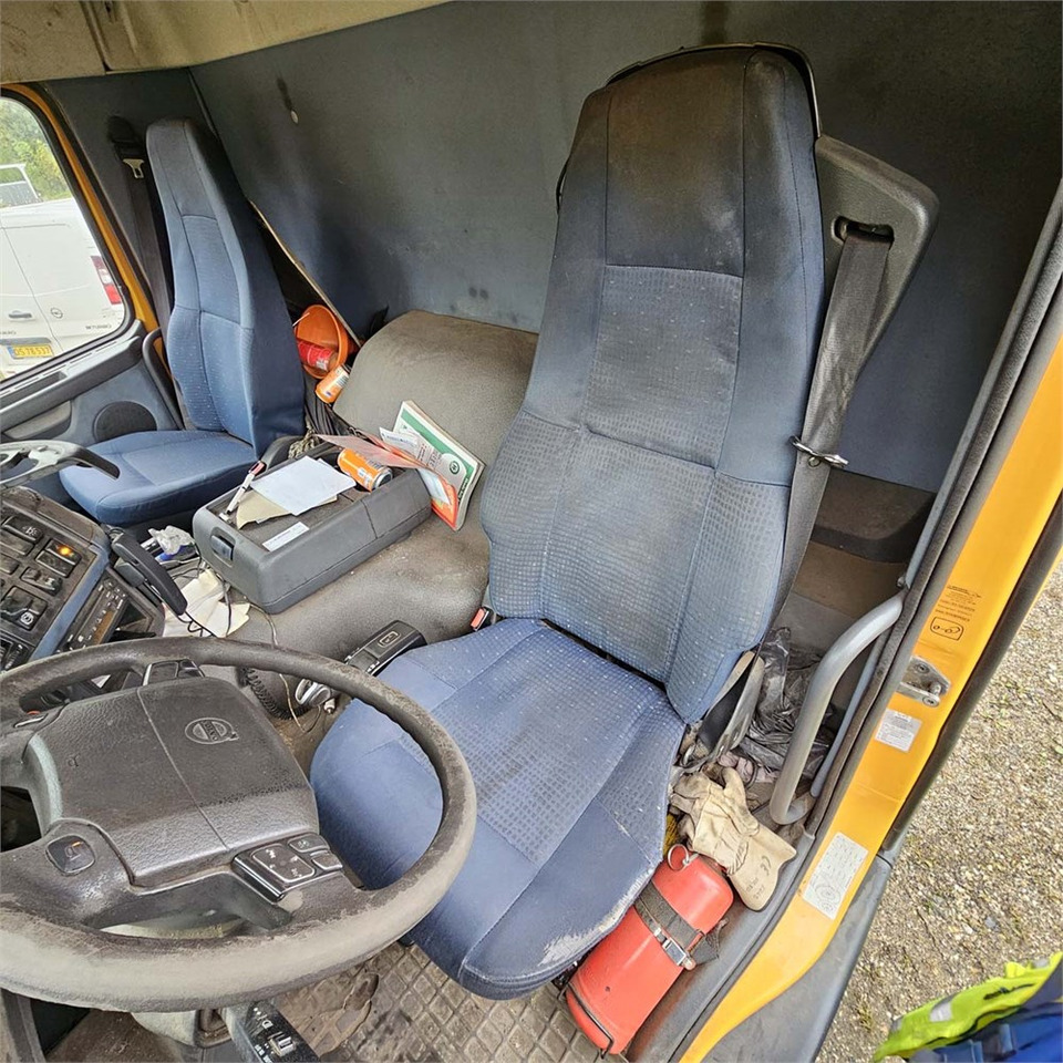 Autocarro furgonato Volvo FM: foto 13