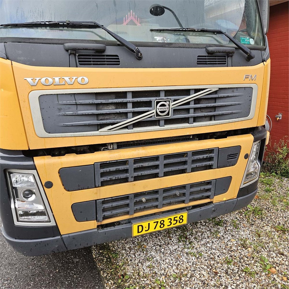 Autocarro furgonato Volvo FM: foto 23