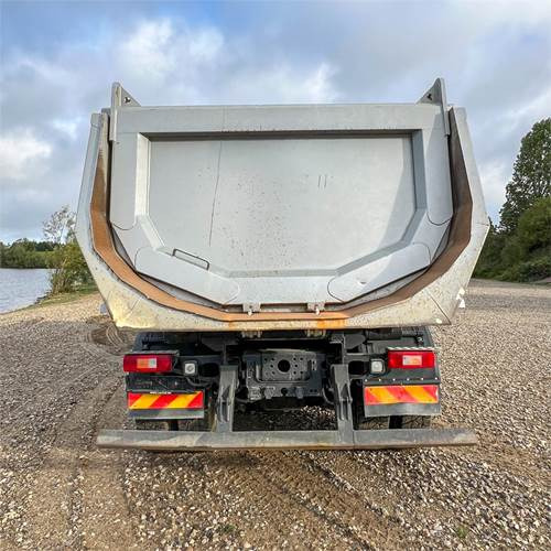 Volvo FM12 460 - Autocarro ribaltabile: foto 5 Volvo FM12 460 - Autocarro ribaltabile: foto 5