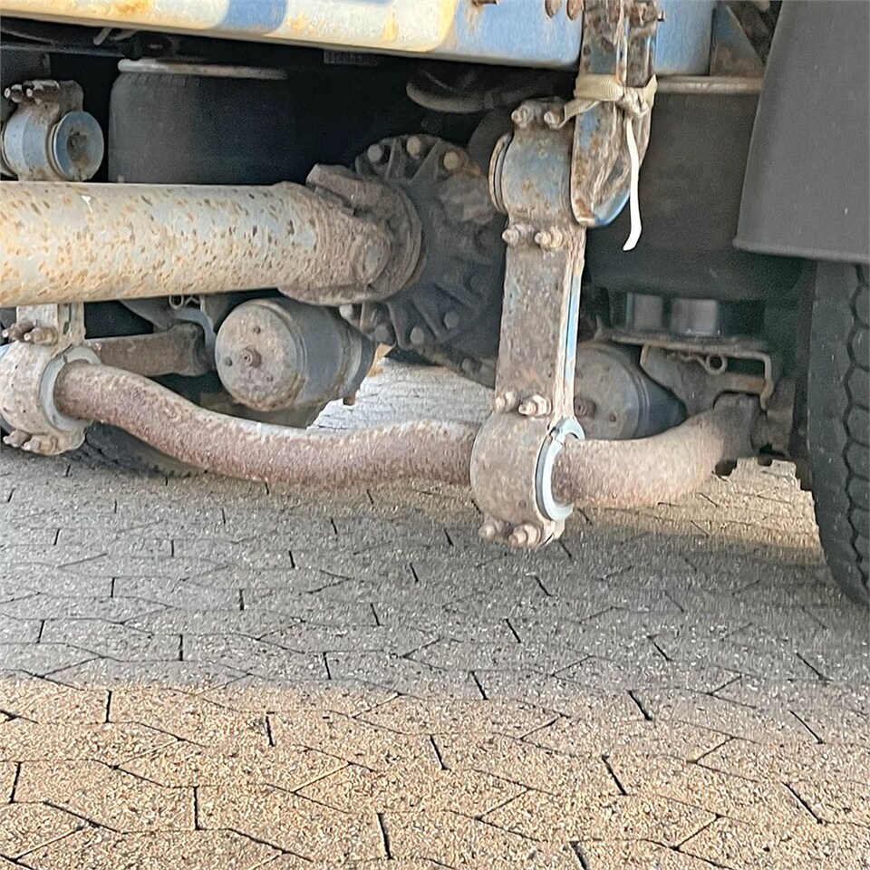 Autocarro furgonato Volvo FM12: foto 44