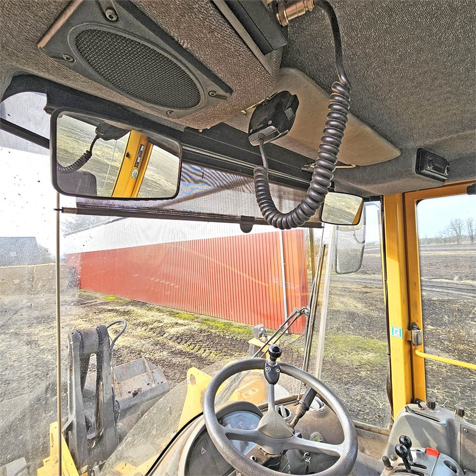 Pala gommata Volvo L120E: foto 20