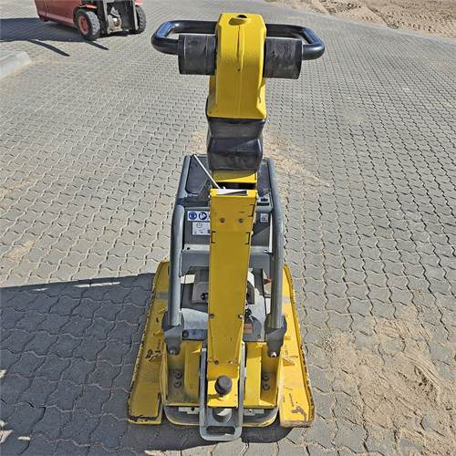 Wacker Neuson DPU 4545 - Piastra vibrante: foto 2 Wacker Neuson DPU 4545 - Piastra vibrante: foto 2