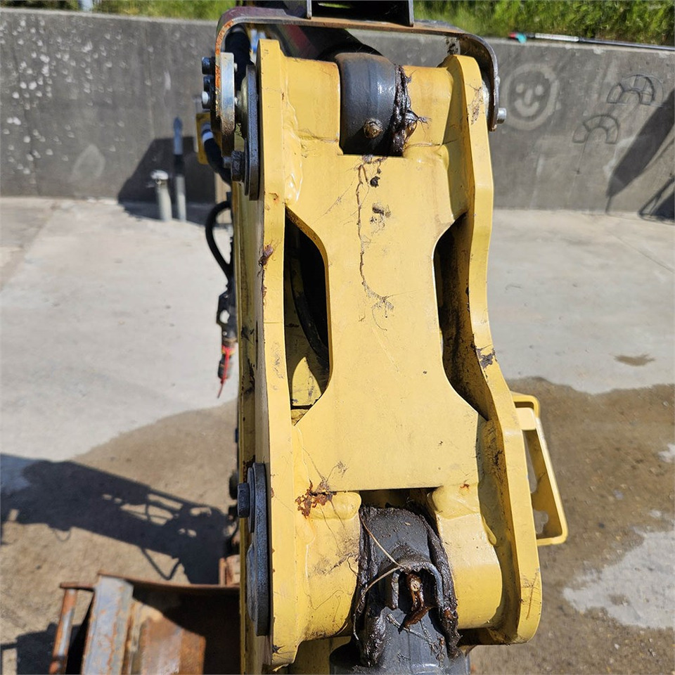 Miniescavatore Yanmar SV19 VT: foto 17