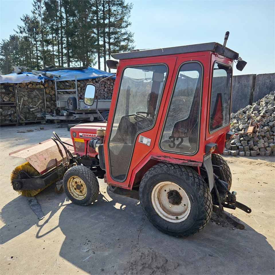 Yanmar YM186 D - Trattore: foto 5 Yanmar YM186 D - Trattore: foto 5
