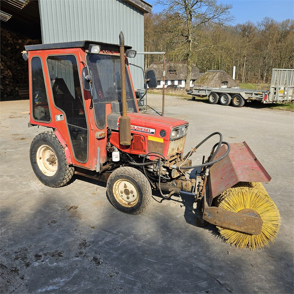 Yanmar YM186 D - Trattore: foto 1 Yanmar YM186 D - Trattore: foto 1