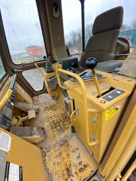 Pala cingolata Caterpillar 963B: foto 10