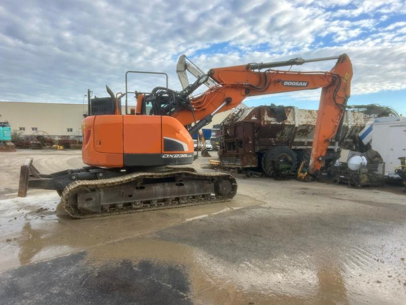 Doosan DX 235 LCR-5 - Escavatore cingolato: foto 2 Doosan DX 235 LCR-5 - Escavatore cingolato: foto 2