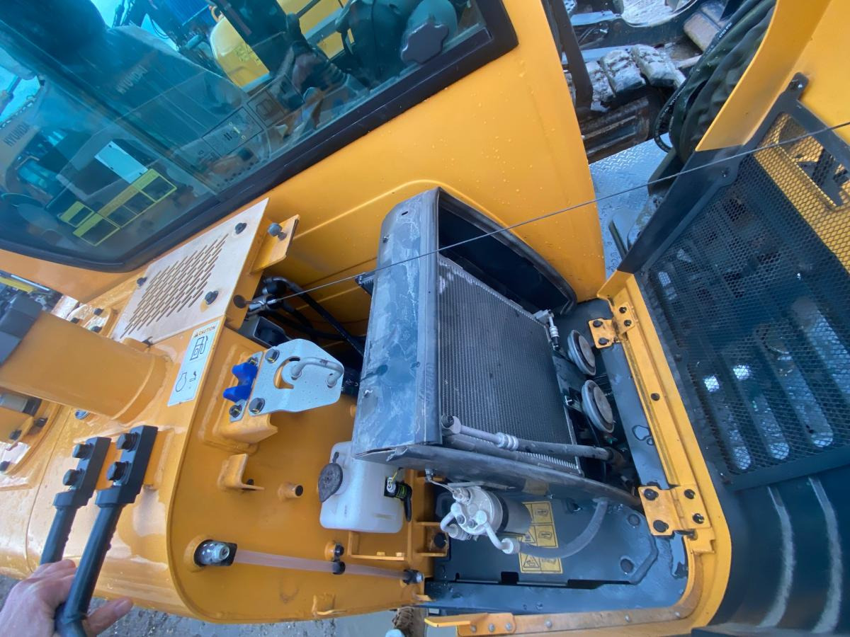 Escavatore gommato Hyundai ROBEX 55W-9A: foto 18