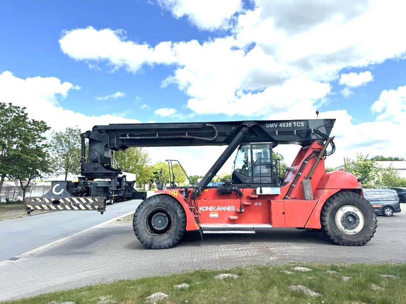SMV 4535TC5 - Reach stacker: foto 2 SMV 4535TC5 - Reach stacker: foto 2