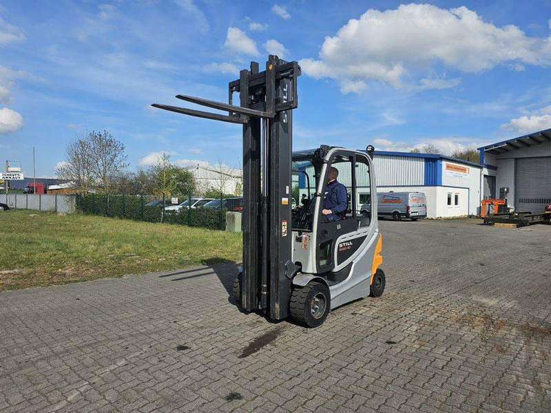 Still RX60-30 - Carrello elevatore elettrico: foto 2 Still RX60-30 - Carrello elevatore elettrico: foto 2