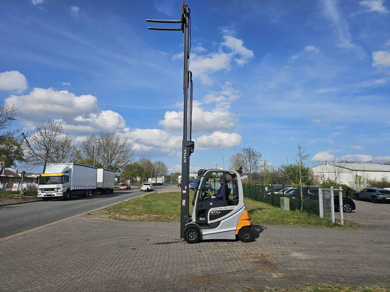 Still RX60-30 - Carrello elevatore elettrico: foto 3 Still RX60-30 - Carrello elevatore elettrico: foto 3