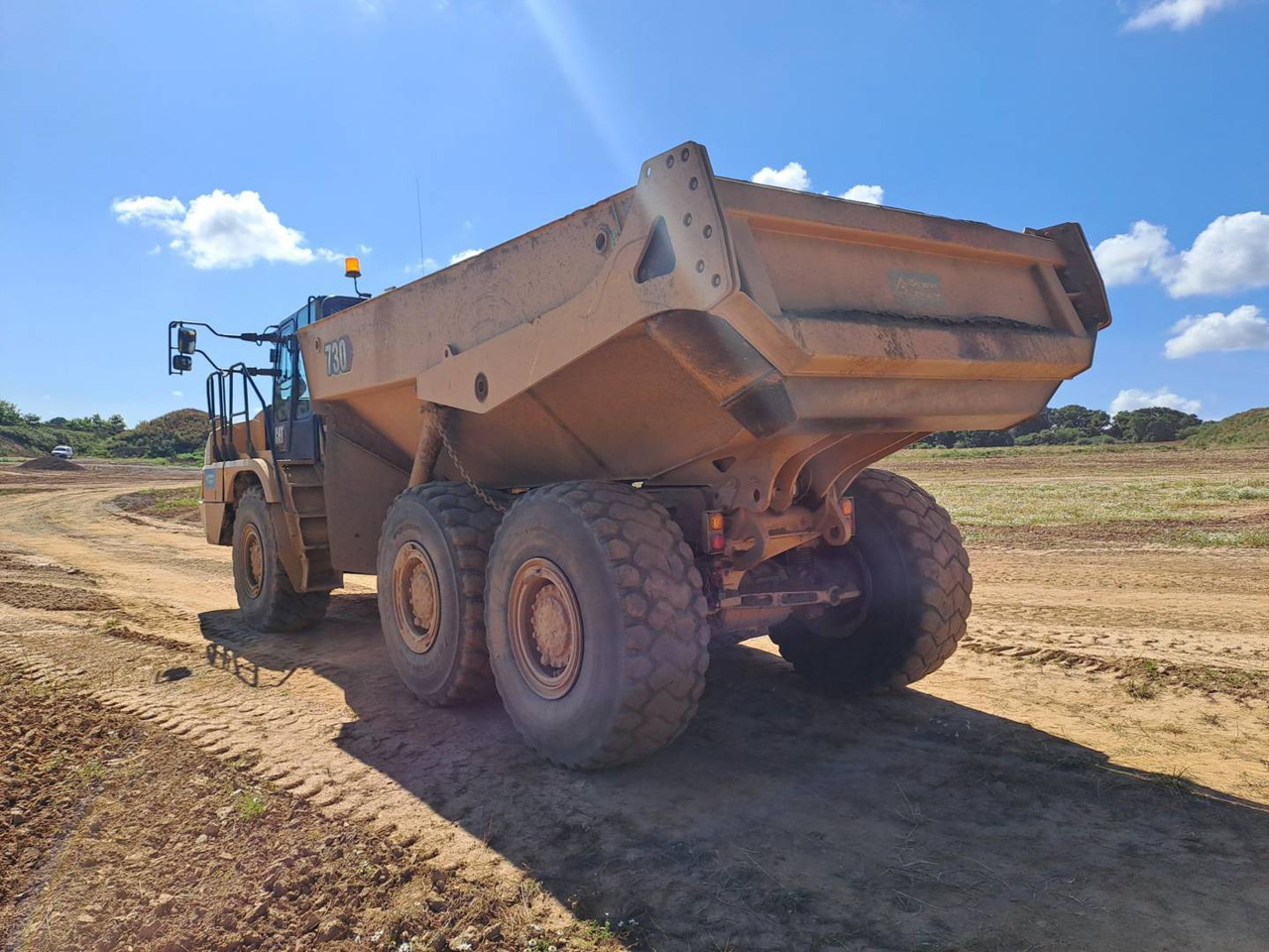 CAT 730 - Dumper articolato: foto 4 CAT 730 - Dumper articolato: foto 4
