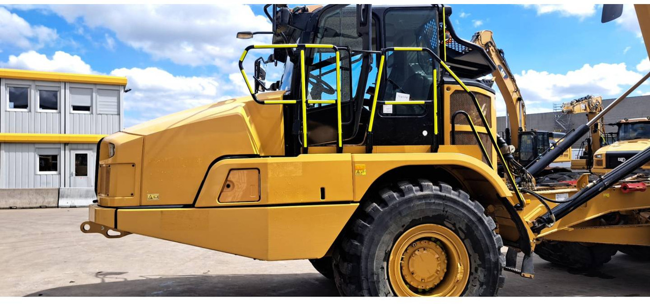 CAT 730 - Dumper articolato: foto 3 CAT 730 - Dumper articolato: foto 3