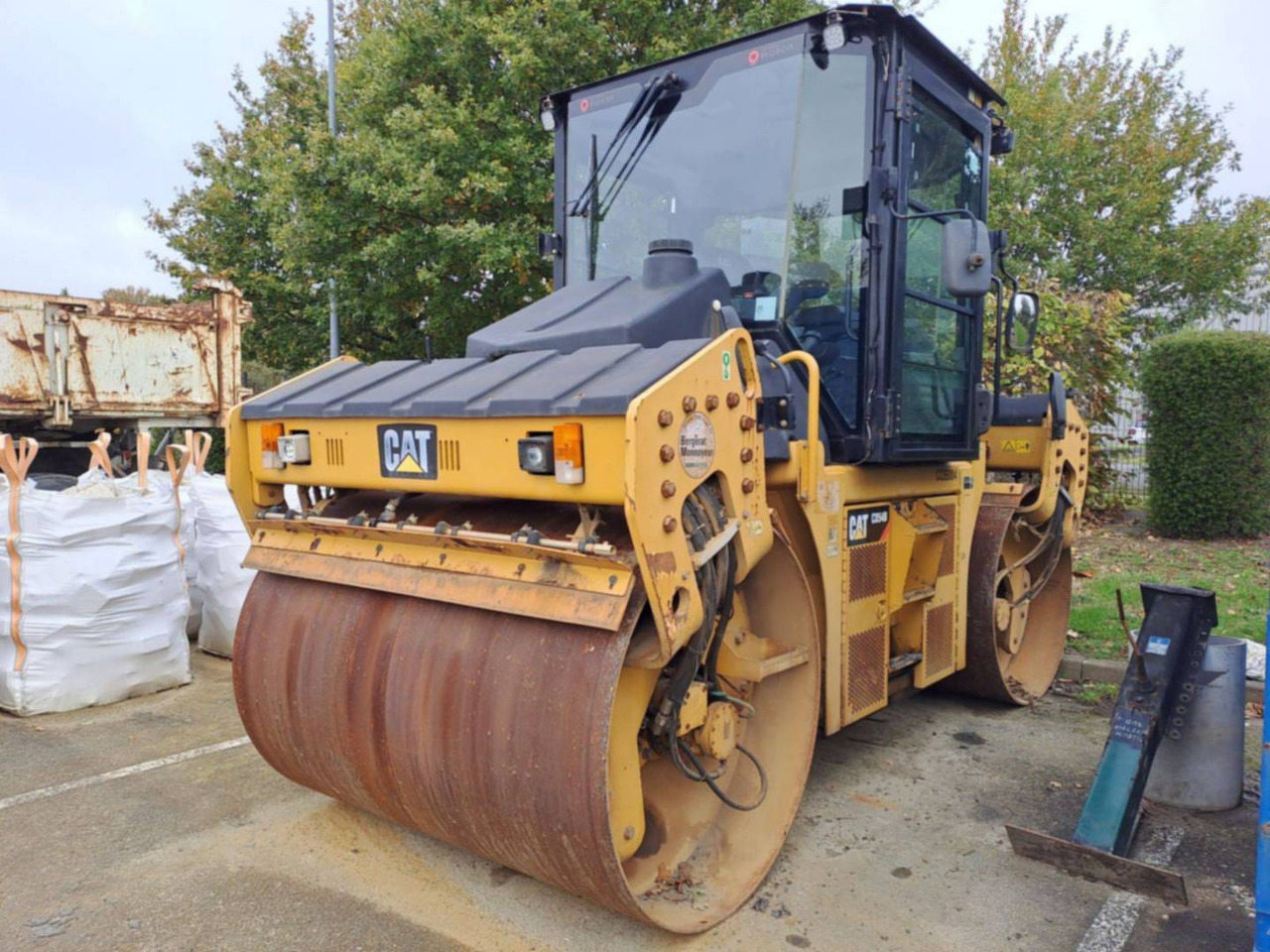 CAT CD54B - Rullo compattatore/ Rullo compressore: foto 4 CAT CD54B - Rullo compattatore/ Rullo compressore: foto 4