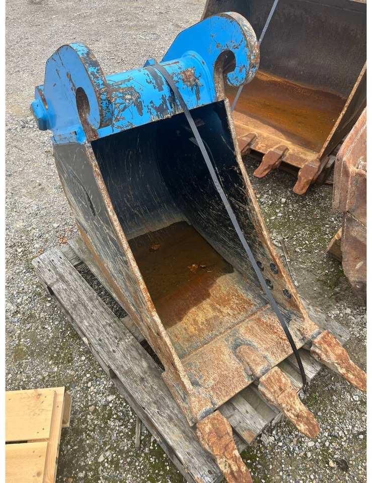 CAT CW20S/GD/600MM/310L - Benna per escavatore: foto 1 CAT CW20S/GD/600MM/310L - Benna per escavatore: foto 1