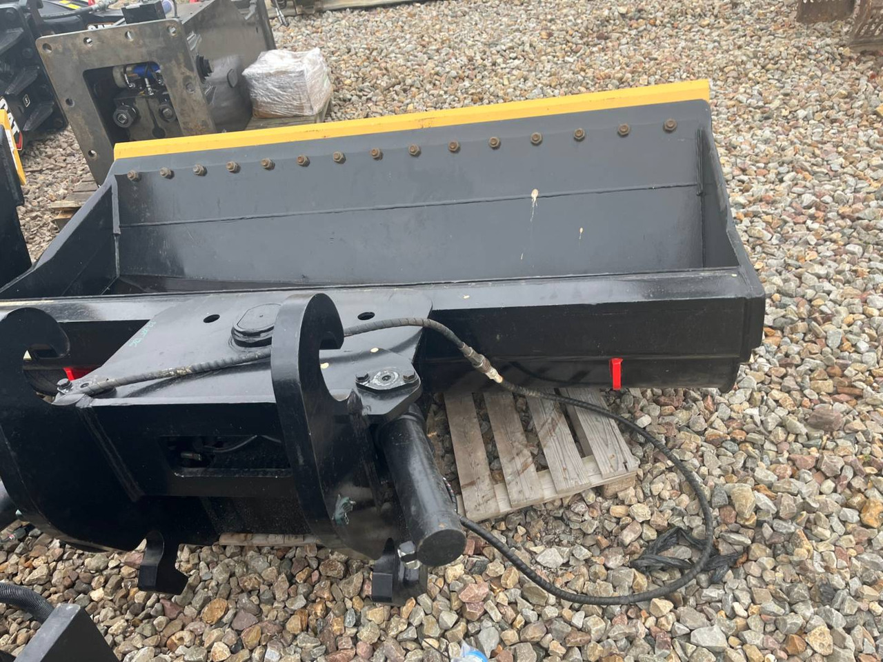 CAT GODET TILT/CW45S/2400MM - Benna per escavatore: foto 1 CAT GODET TILT/CW45S/2400MM - Benna per escavatore: foto 1