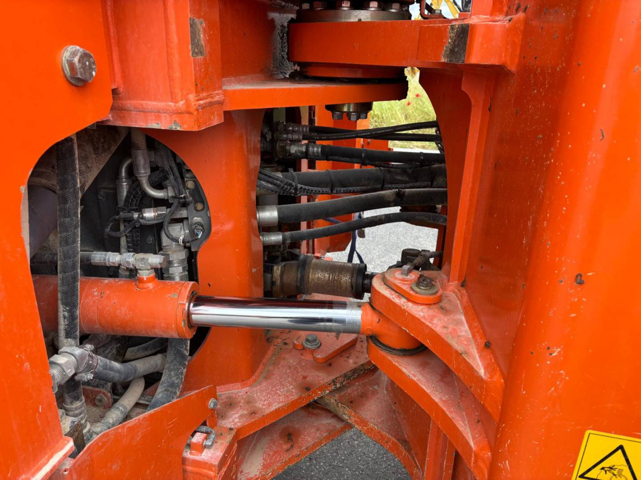 Pala gommata HITACHI ZW370.6: foto 15
