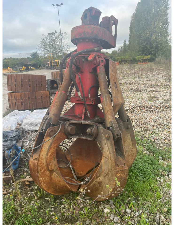 ROSSI GRAPPIN/ROZZI/GRAPPLE/600L - Benna a polipo: foto 1 ROSSI GRAPPIN/ROZZI/GRAPPLE/600L - Benna a polipo: foto 1