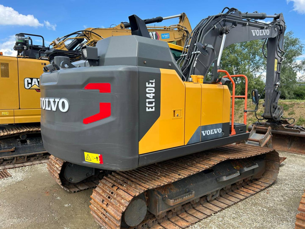 VOLVO CONSTRUCTION EQUIPMENT EC140 - Escavatore cingolato: foto 3 VOLVO CONSTRUCTION EQUIPMENT EC140 - Escavatore cingolato: foto 3