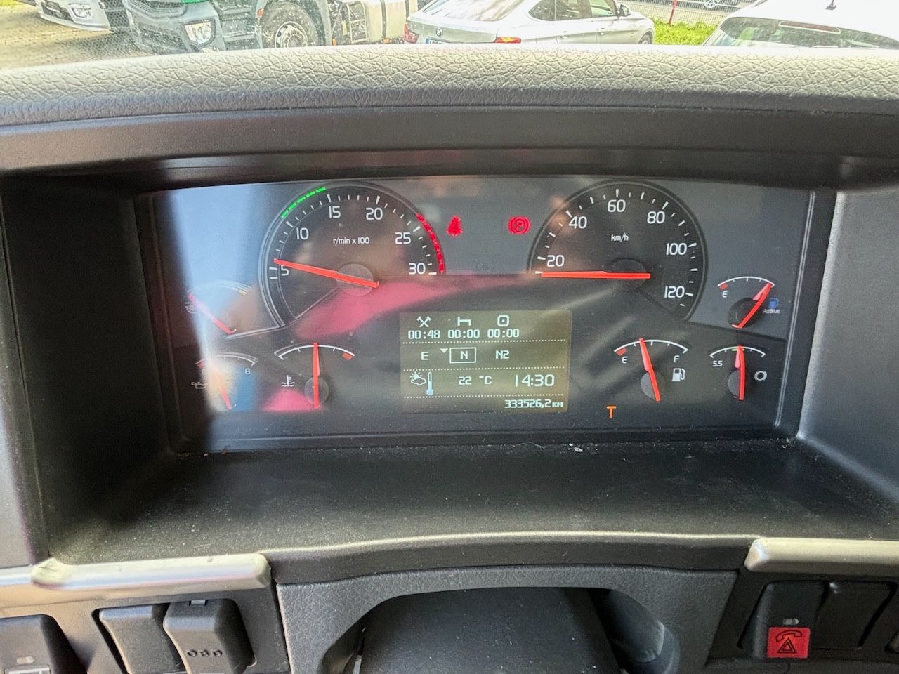 Autocarro furgonato Volvo FM 330 Koffer10m/Lbw. 4achser: foto 6