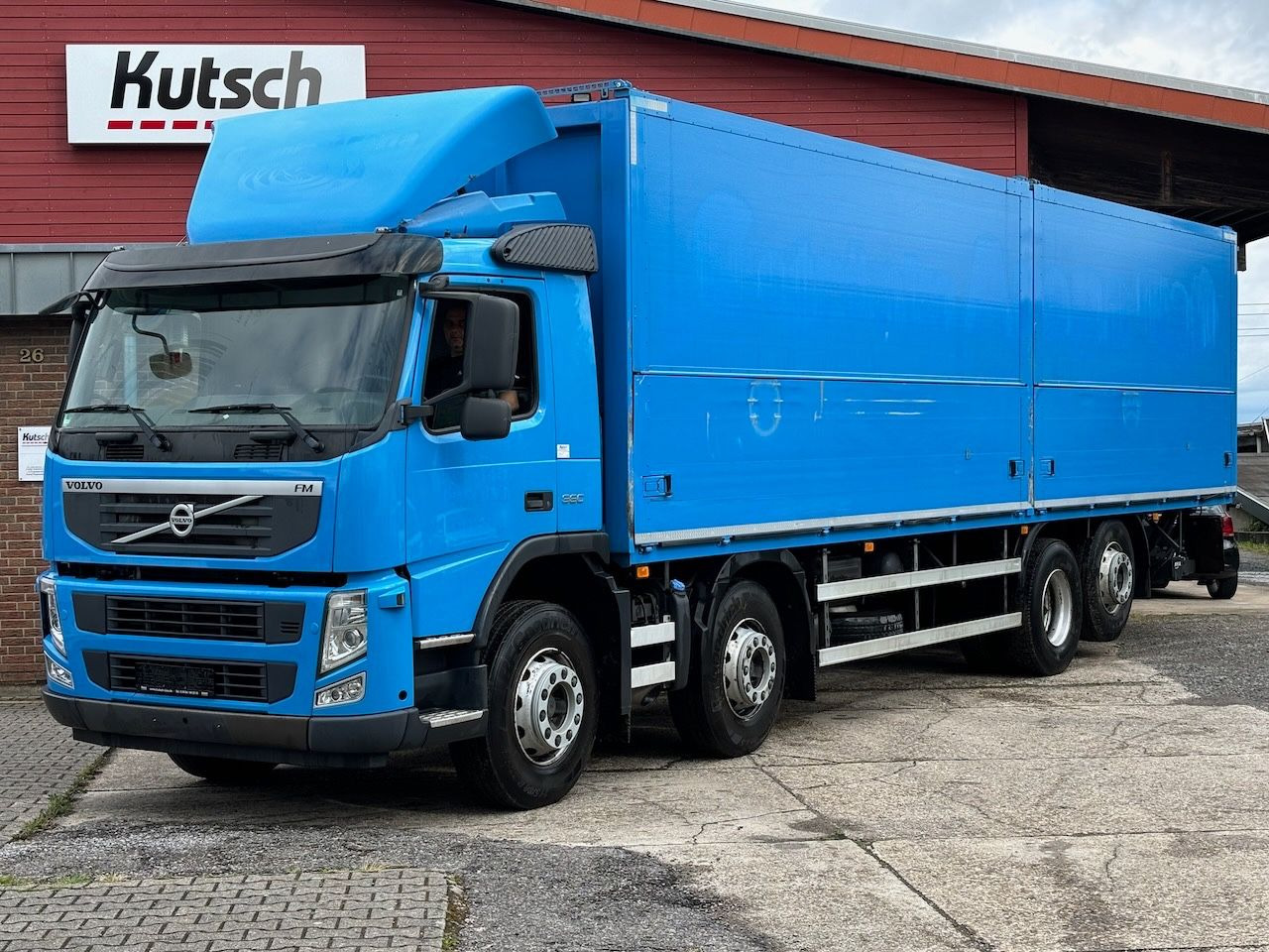Autocarro furgonato Volvo FM 330 Koffer10m/Lbw. 4achser: foto 13