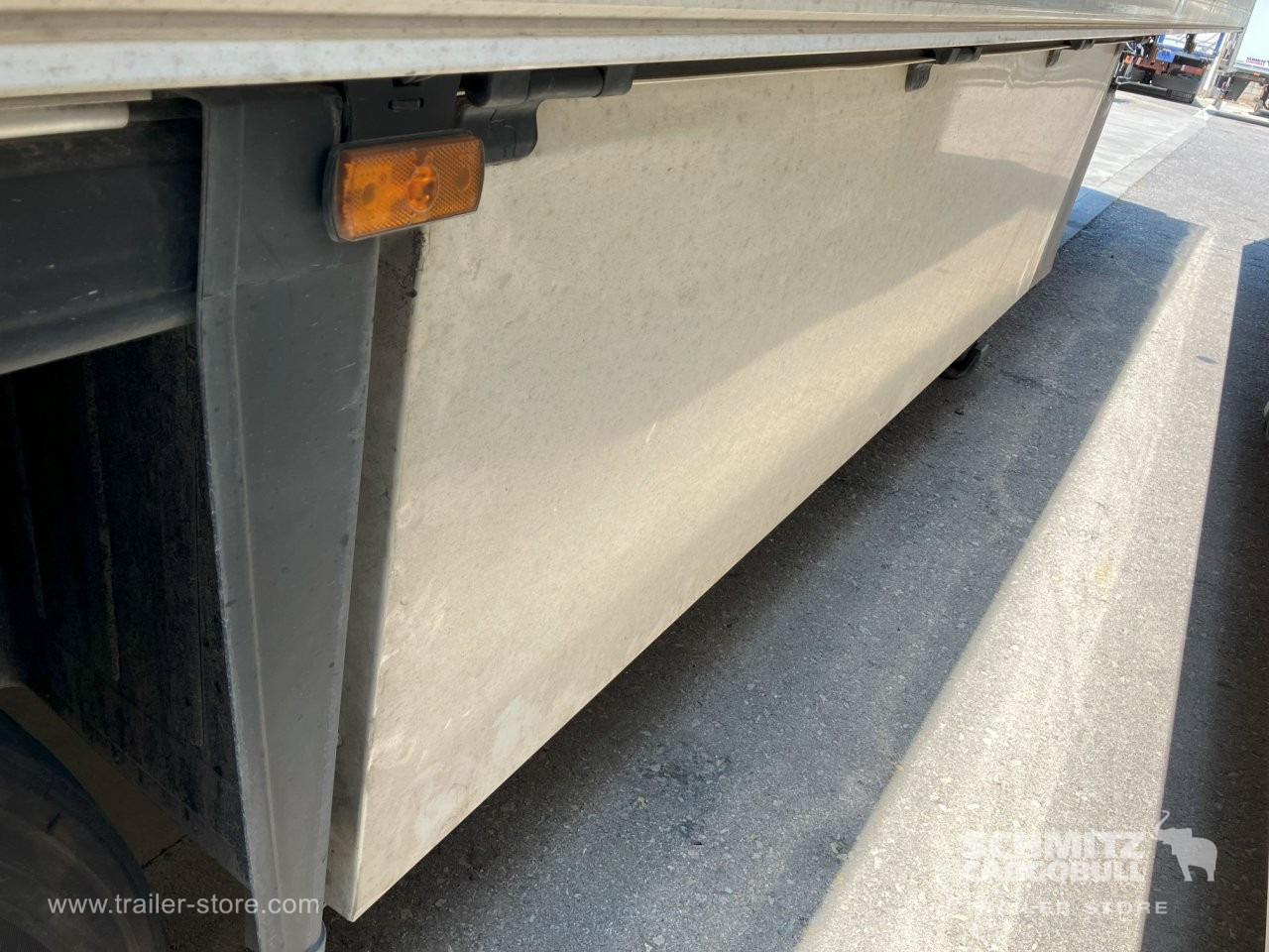 SCHMITZ Semiremolque Frigo Standard Double deck - Semirimorchio cella isotermica: foto 2 SCHMITZ Semiremolque Frigo Standard Double deck - Semirimorchio cella isotermica: foto 2