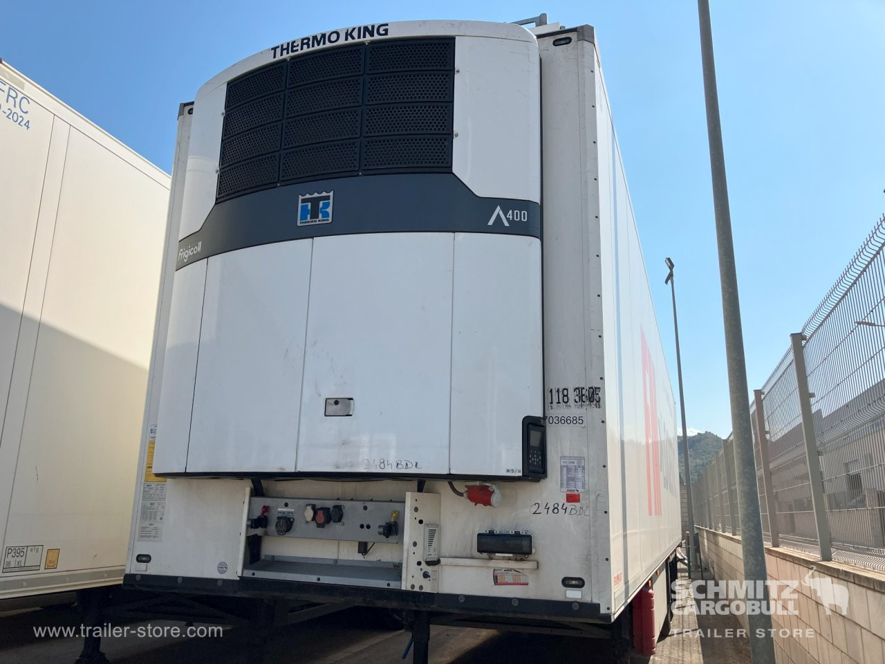 SCHMITZ Semiremolque Frigo Standard Double deck - Semirimorchio cella isotermica: foto 1 SCHMITZ Semiremolque Frigo Standard Double deck - Semirimorchio cella isotermica: foto 1