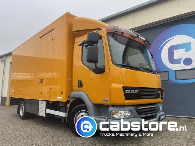 DAF LF 45.160 4x2 Euro 5 EEV - Year 2008 - Mobiele werkplaats - Bakwagen - Closed box - Km 268.123 - Autocarro furgonato: foto 1 DAF LF 45.160 4x2 Euro 5 EEV - Year 2008 - Mobiele werkplaats - Bakwagen - Closed box - Km 268.123 - Autocarro furgonato: foto 1